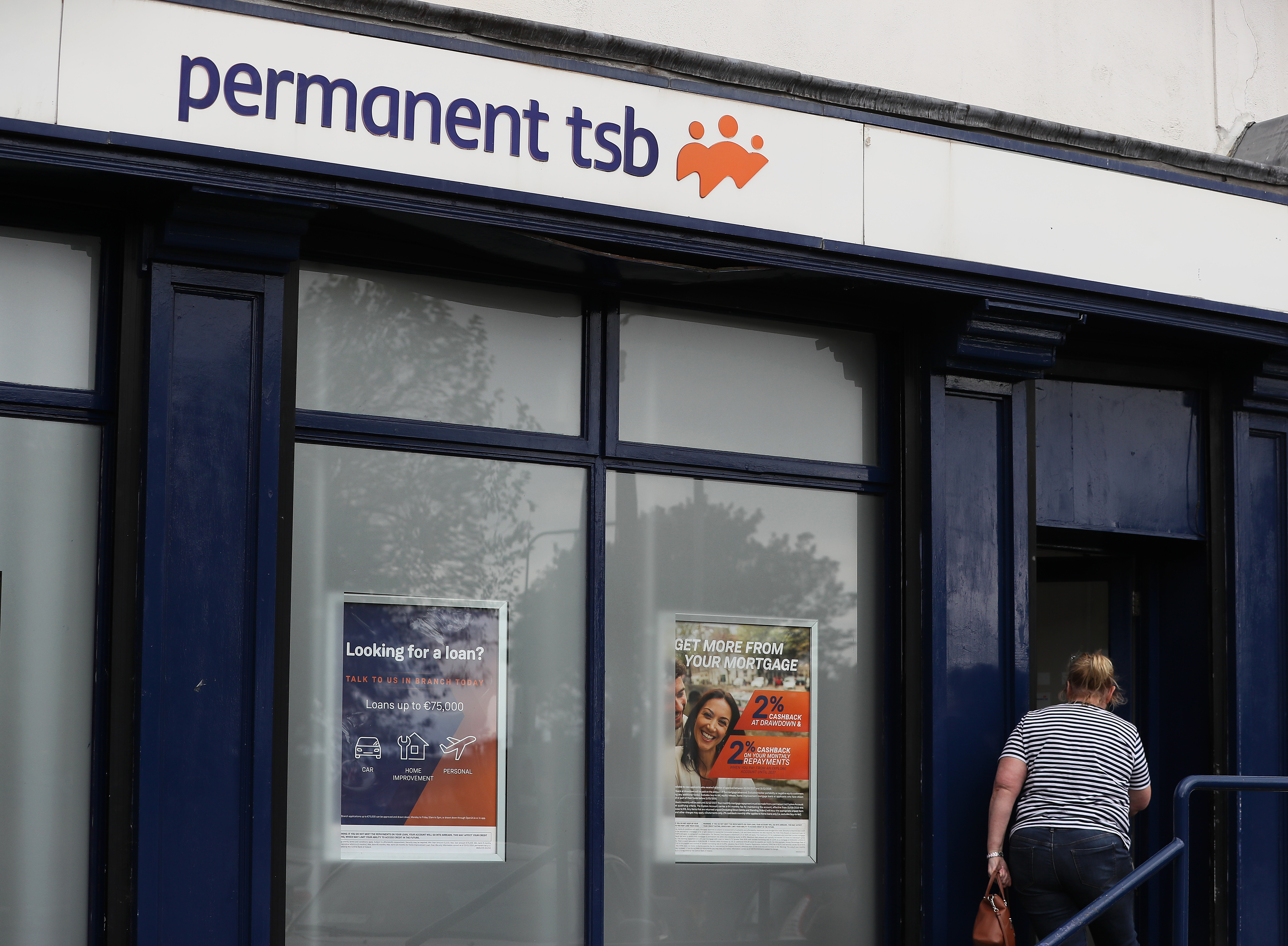Permanent TSB to be sold to Austrian bank for 1.6 billion euro