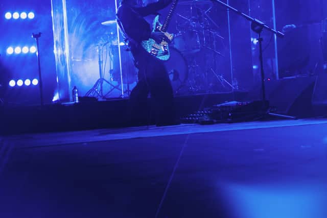 The rock group’s frontman Kevin Shields, a man of few words, said before the start: “Thanks for coming to this.”