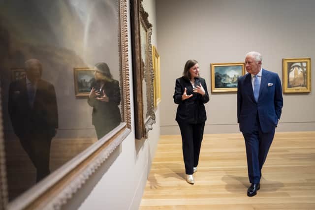 Charles seemed particularly fascinated by the painting, exclaiming “wow” as he first approached and then adding “That really is marvellous”.