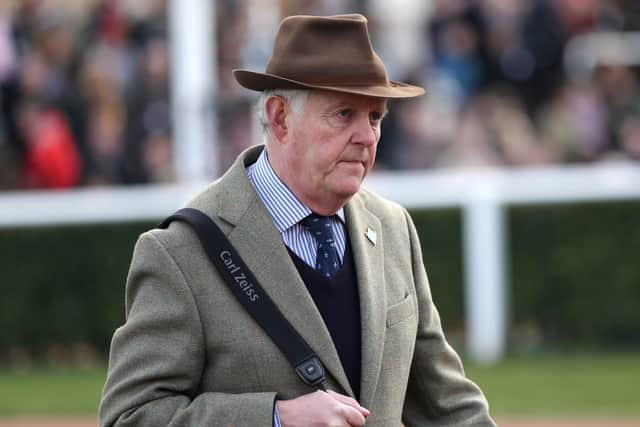 Captain Hugo’s victory comes after Sober Glory’s impressive bow over obstacles at Chepstow on Wednesday, with Starzand another to impress for the Hobbs and White team in the early weeks of the jumps season proper.