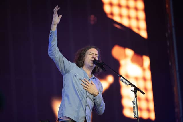 Lead singer Gary Lightbody told the audience that Glasgow was a “big part of our life” and a “big part of our story”.