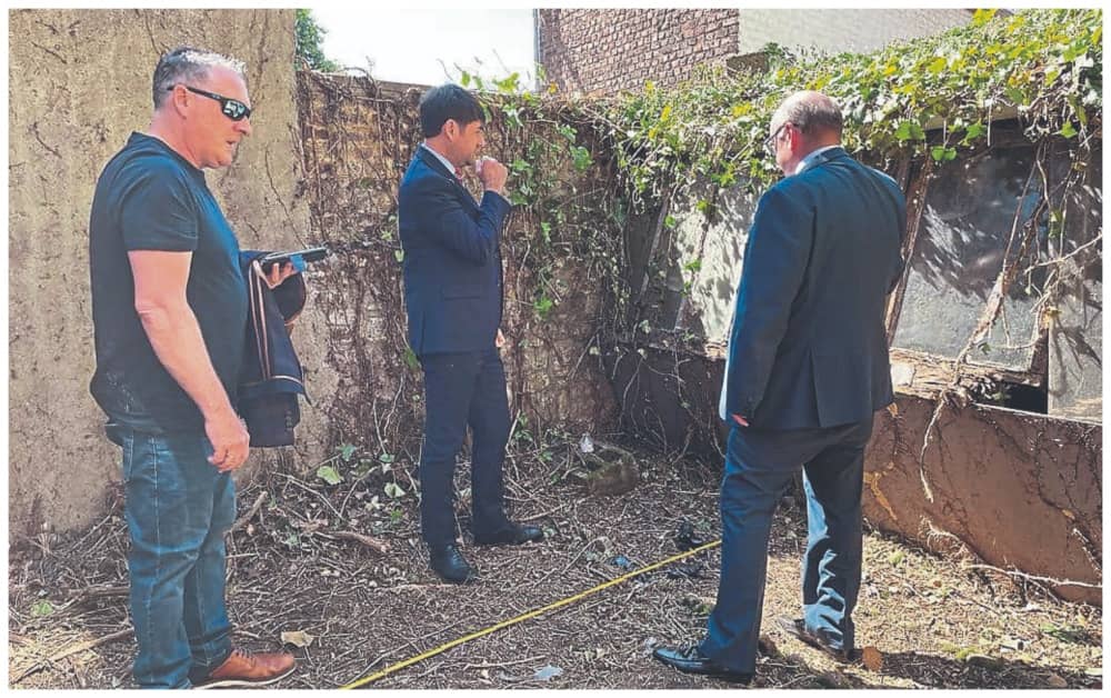 The excavation site with Frank Coyne of Aegis Archaeology, Dr Guyon of MIC and Limerick Council Chief Executive, Dr Pat Daly