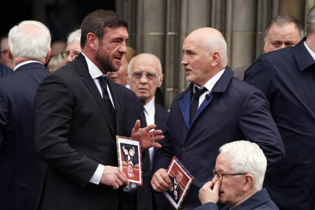 As well as Edinburgh-born world super featherweight champion Arthur, Tommy Gilmour, Jim Watt, John H Stracey, Barry McGuigan and commentator Steve Bunce were among the boxing personalities who turned out on a bright but cold day in Scotland’s capital to pay their respects to Buchanan.