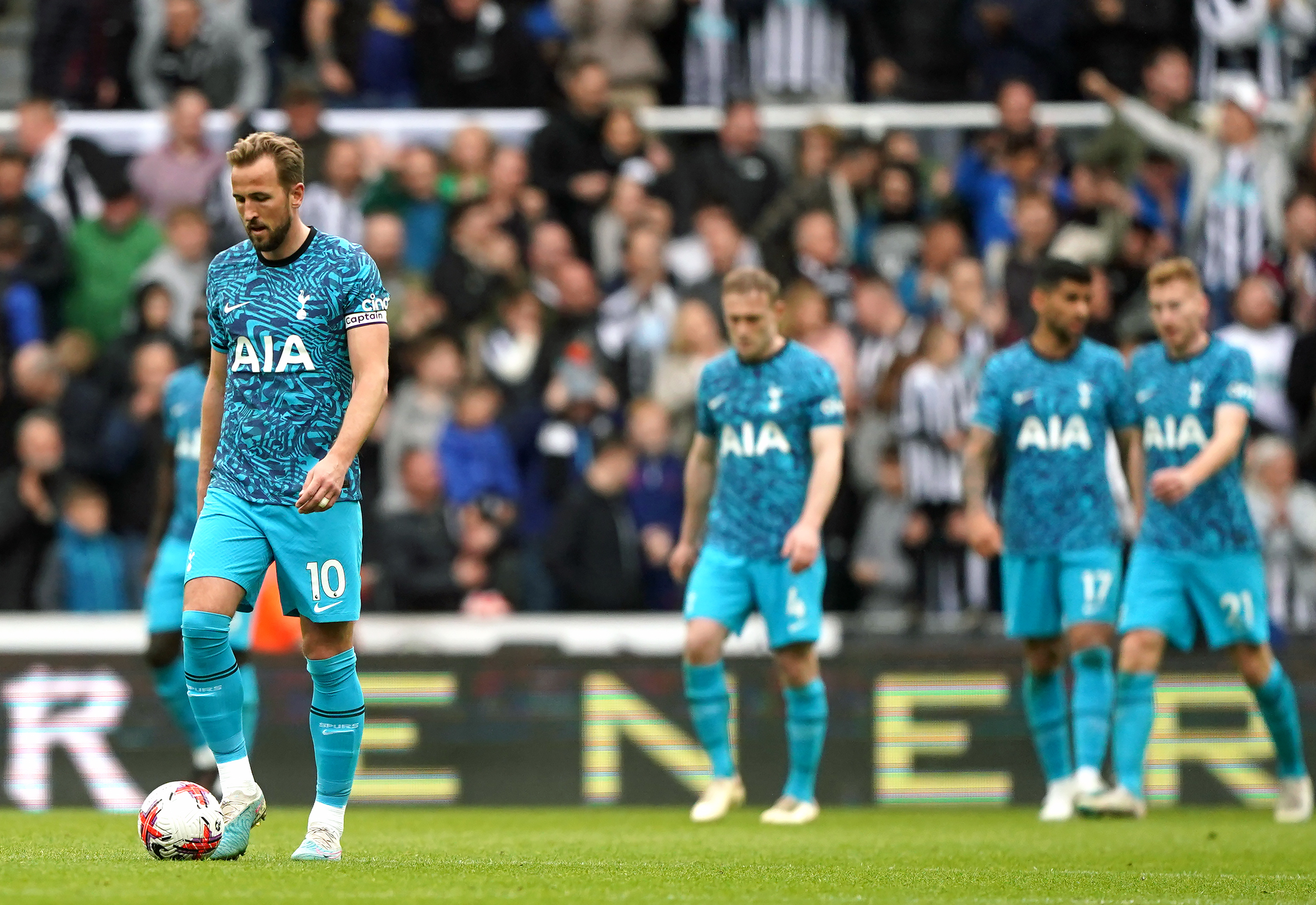 Spurs players to reimburse fans for ’embarrassing’ performance at Newcastle