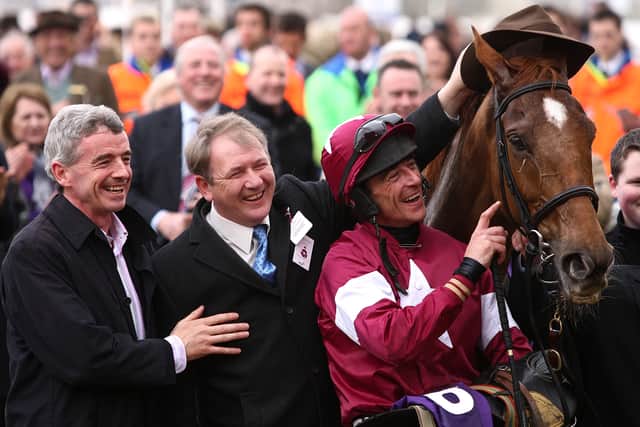 Russell enjoyed a great relationship with Byrnes, with the two combining to enjoy the successes of horses such as Solwhit and Weapon’s Amnesty – multiple Grade One winners at all the biggest festivals.
