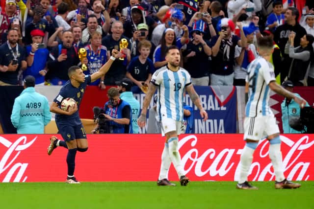 79 mins – Nicolas Otamendi fouls Randal Kolo Muani in the box to thrown France a lifeline.