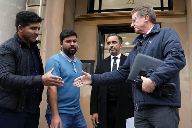 The two former players met with interim chief executive Gordon Arthur on Friday to express concerns that progress into reforming the governing body had been too slow.