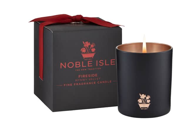During this time of year, Simpson says: “I like to burn a warm, woody fragrance to help evoke comfort and relaxation, blended with classic winter spices such as ginger, black pepper, vanilla and cinnamon, alongside captivating notes of zesty grapefruit, cypress oil and oakmoss.