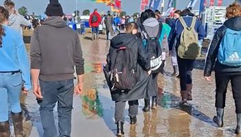WATCH: Ploughing attendees slip and slide their way through muck in Tullamore