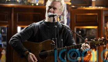 Charity busk draws hundreds to Dublin city centre