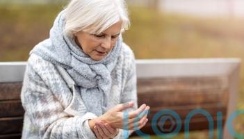 Is the cold weather affecting my arthritis?