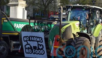 Government to face no confidence motion over fuel costs