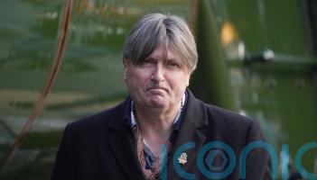 Poet laureate Simon Armitage pens London Zoo poem to celebrate 200 years of ZSL