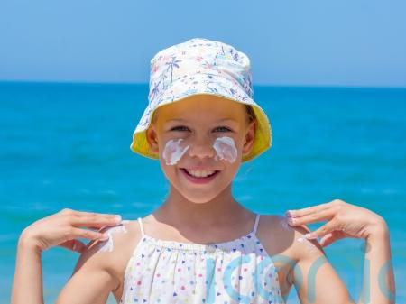 11 hacks to get young children to wear sunscreen &ndash; and why it&rsquo;s important