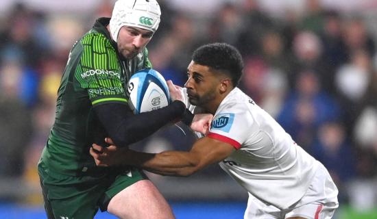 Ireland Rugby star Mack Hansen pays visit to Ballina kids tournament