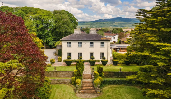 PROPERTY: Is this 6-bed beach-front mansion the most beautiful home in Ireland?