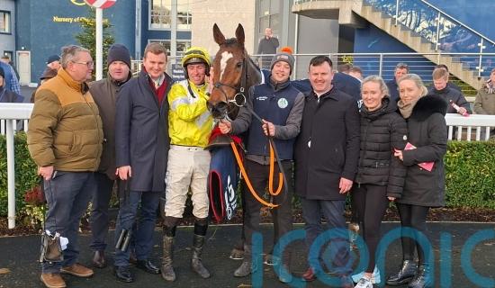 Outlaw holds sway over Bambino Fever at Naas