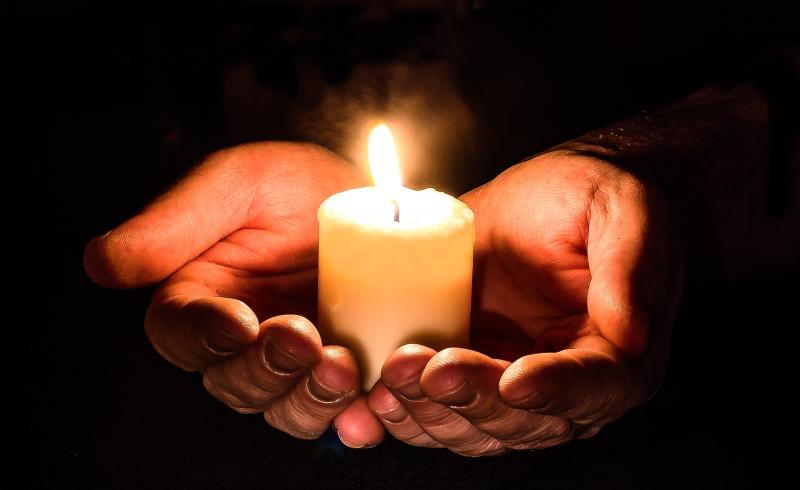 How to choose the perfect prayers and readings for a funeral 