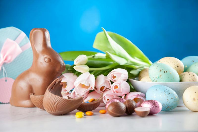 Major retailers issue update on store opening hours this Easter 