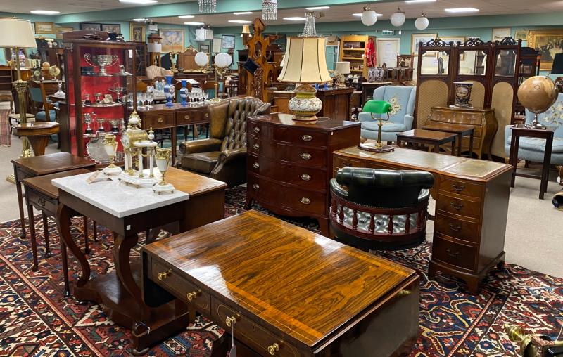 Impressive catalogued Live Auction from Reilly's Antiques is not to be missed