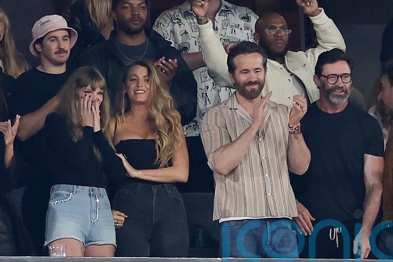Taylor Swift joined by fellow A-listers at Kansas City Chiefs game