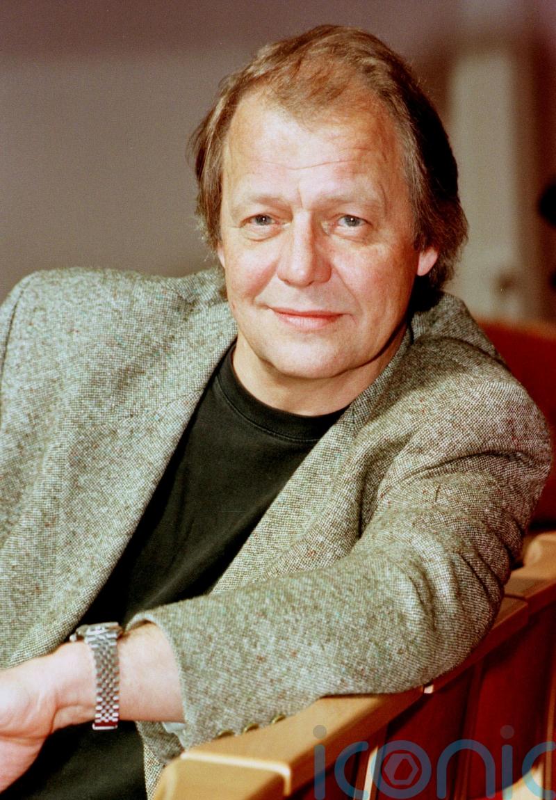 Ben Stiller leads tributes to Starsky & Hutch star David Soul after his death