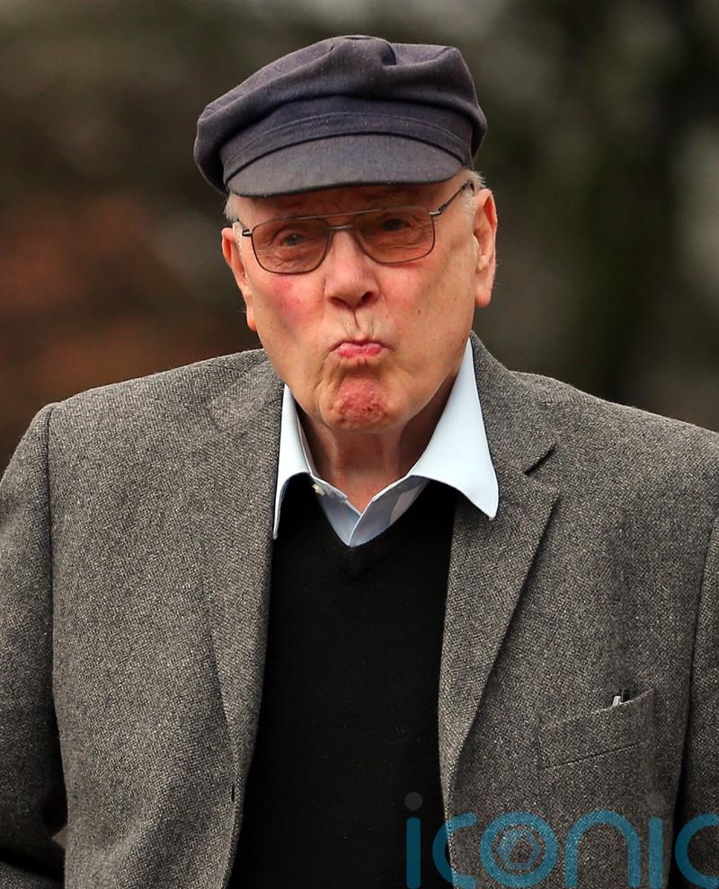 Carry On and Coronation Street star Kenneth Cope dies aged 93