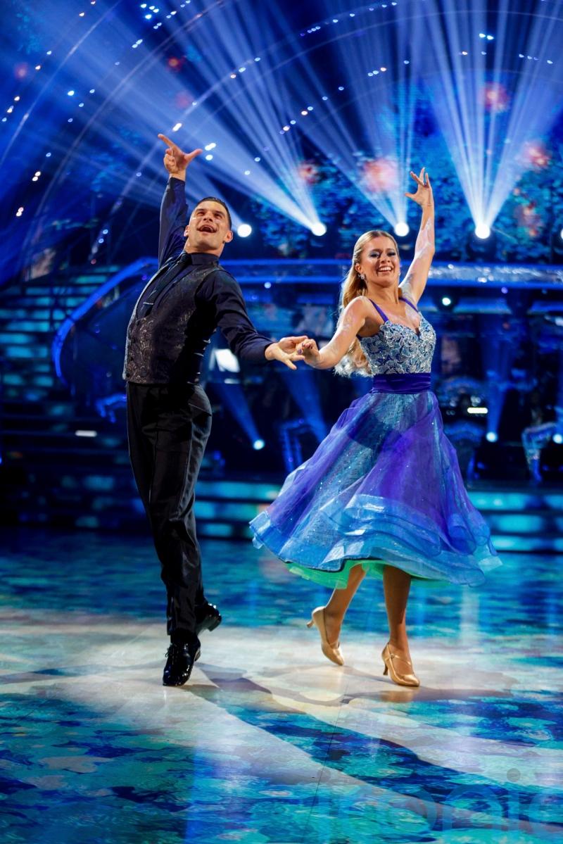 Tasha Ghouri tops Strictly leaderboard after receiving first nines of the series