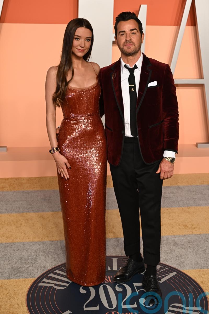 US actor Justin Theroux weds Nicole Brydon Bloom in Mexico