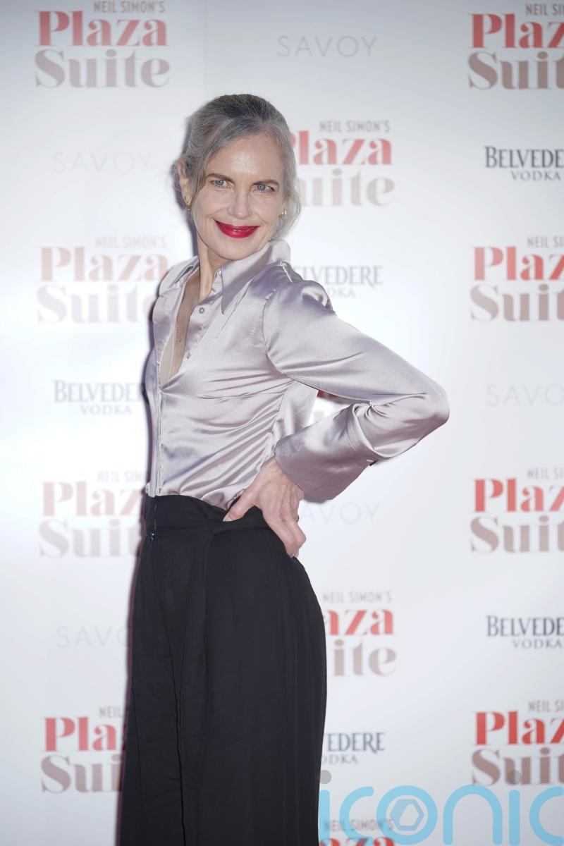 Elizabeth McGovern says she is &lsquo;over&rsquo; Downton Abbey and &lsquo;ready to move on&rsquo;