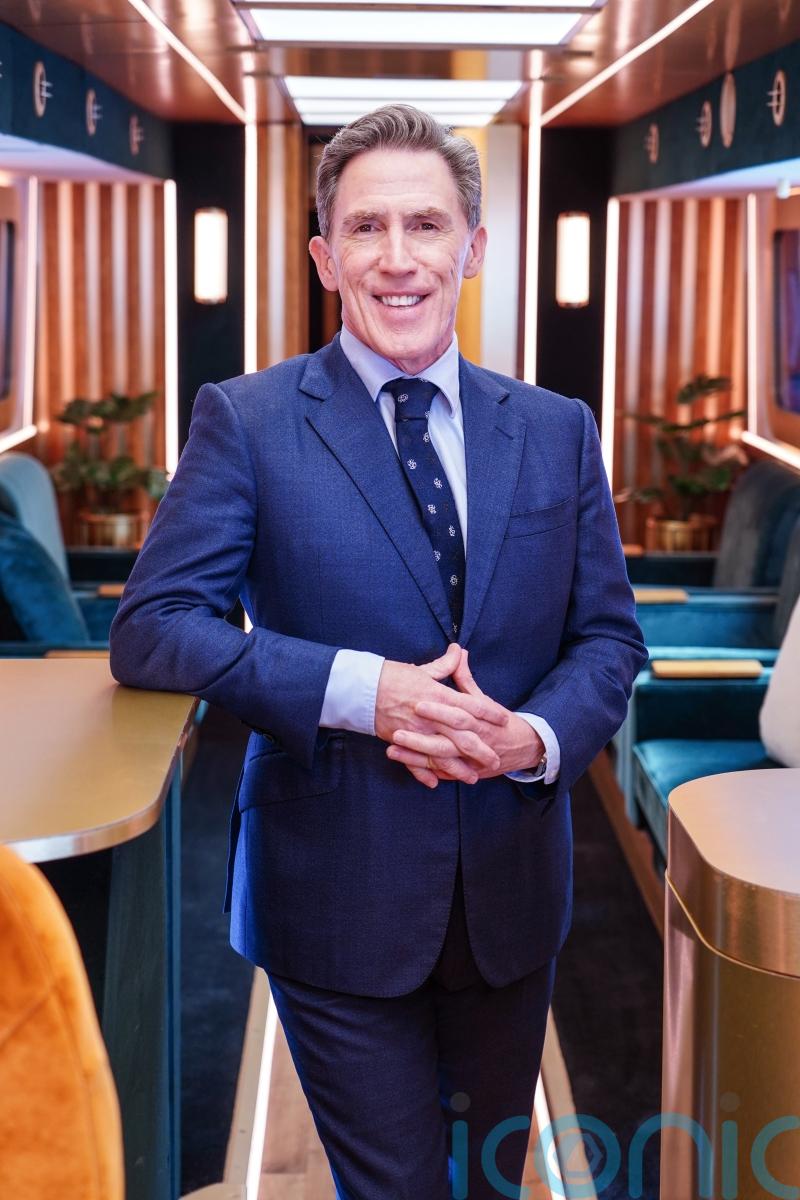 Rob Brydon to host the UK adaptation of the quiz show The Floor
