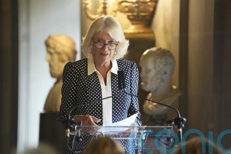 Queen jokes about Pride And Prejudice lake scene during literary festival
