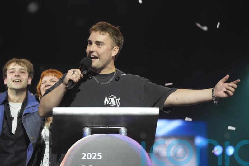 Sam Fender crowned winner of Mercury Prize 2025