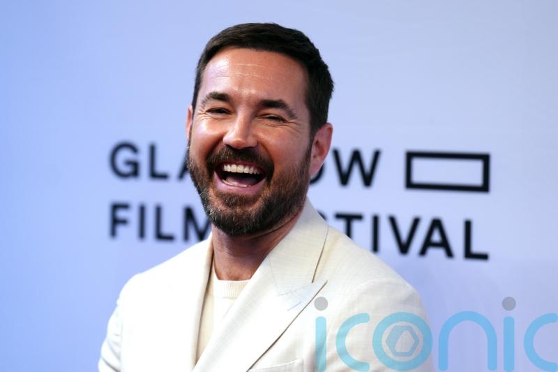 Martin Compston to host musical ‘Hoolie’ in tribute to Sir Billy Connolly