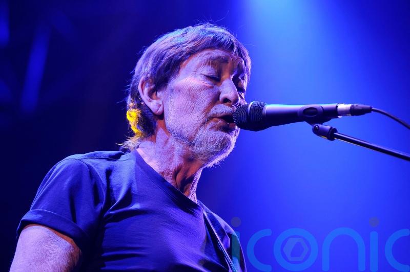 Driving Home For Christmas singer Chris Rea hailed as &lsquo;legend&rsquo; by Bob Mortimer