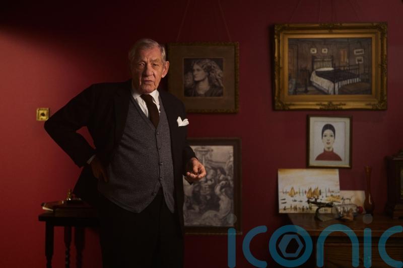 Sir Ian McKellen to portray LS Lowry in new BBC documentary