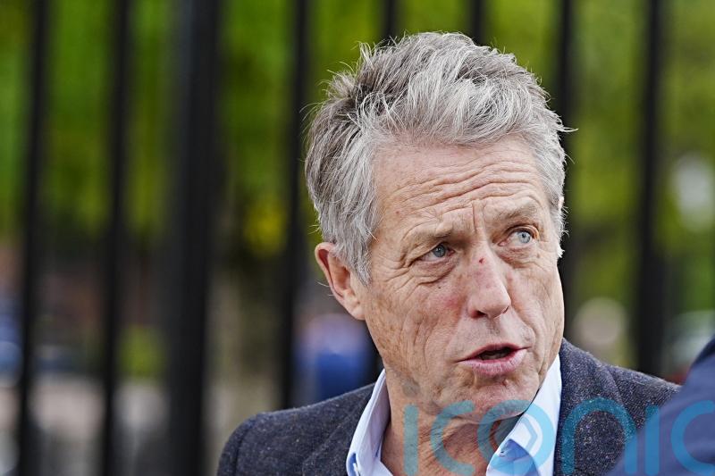 Hugh Grant backs call for social media ban for under-16s ahead of Lords debate