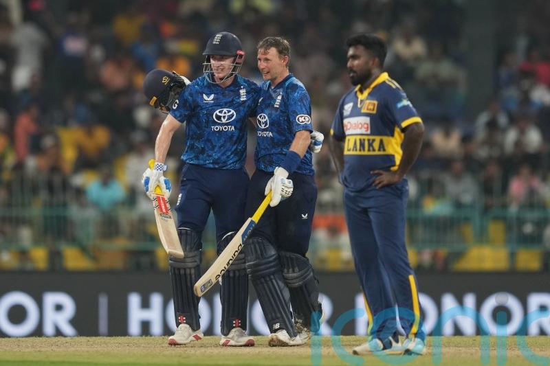 Harry Brook meant &lsquo;no malice&rsquo; with Stone Cold beer smash celebration