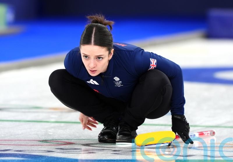 Great Britain hopes remain alive after dramatic day in women&rsquo;s and men&rsquo;s curling