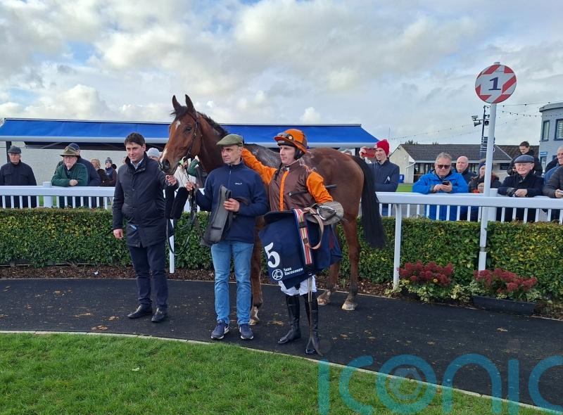 Melbourne Shamrock books Pertemps ticket at Naas