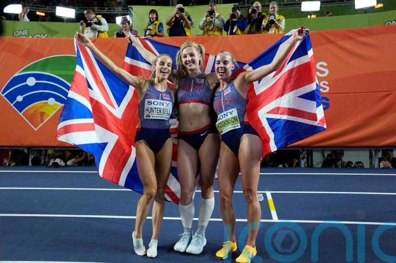 Keely Hodgkinson storms to first world title of her career with 800m indoor gold