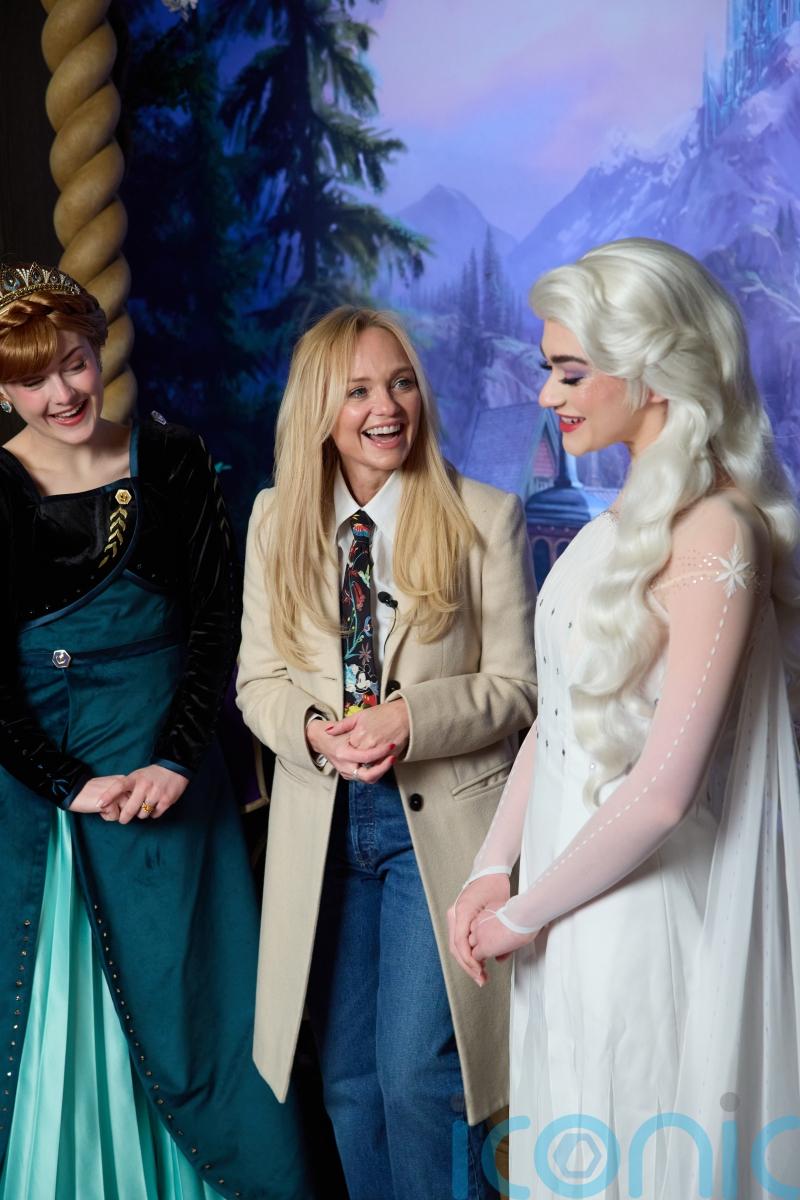 Warm reception for celebrities at new Disneyland park World of Frozen