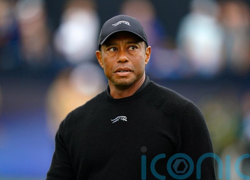 Tiger Woods told officers he was looking at phone before crash &ndash; police report