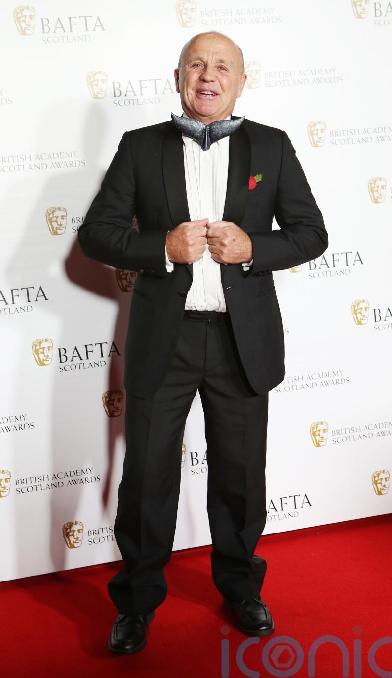 &lsquo;True pioneer&rsquo; wildlife cameraman Doug Allan dies aged 74