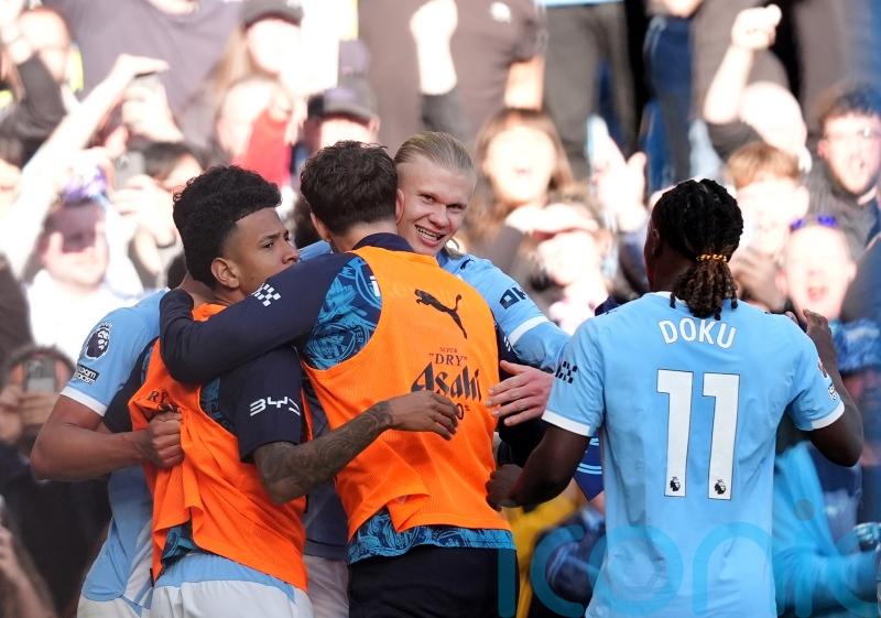 Erling Haaland shoots down Arsenal as Manchester City slash lead to three points