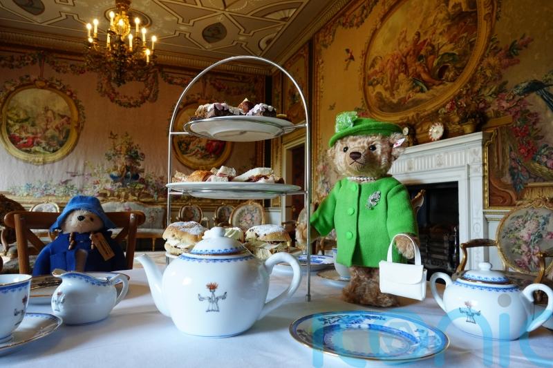 Paddington&rsquo;s meeting with the late Queen recreated with new Steiff bear
